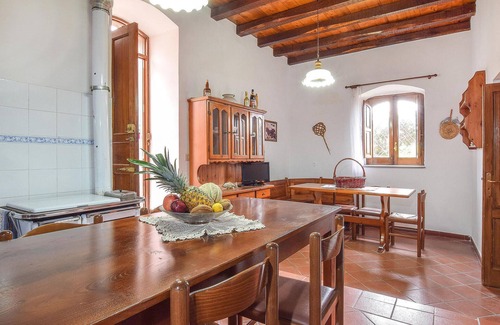 San Nicolo House | Nice home in Raccuja with kitchen