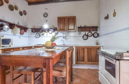 San Nicolo House | Nice home in Raccuja with kitchen