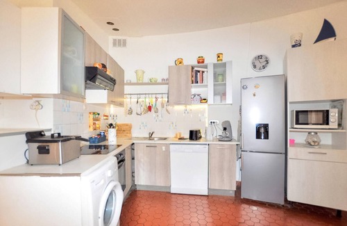 Torreilles-Plage House | Nice home in Torreilles with kitchen