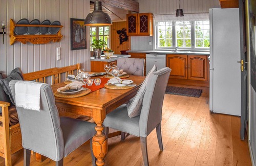 Hjartdal Municipality House | Nice home in Tuddal with kitchen
