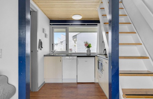 Marielyst House | Nice home in Væggerløse with WiFi