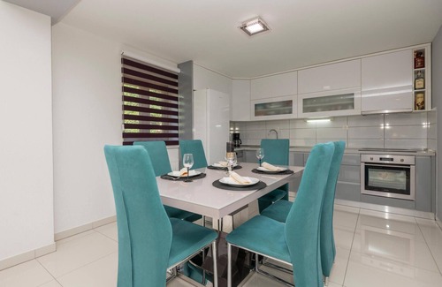 Imotski House | Nice home in Vinjani donji