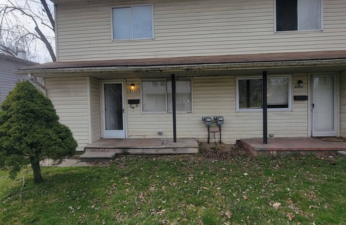 Westland House | Nice private unit in duplex home.