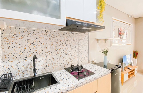 Kedungmanggu Apartment | Nice Studio Room Apartment at LRT City Sentul - Royal Sentul Park