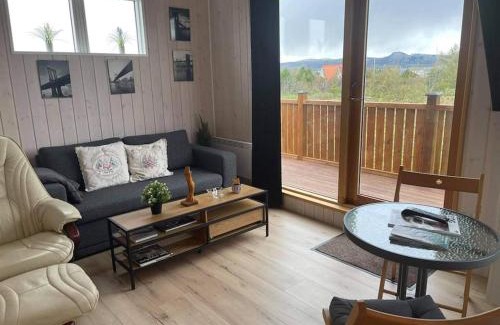 Veidilundur House | Nice whole year Cottage byThingvallavatn