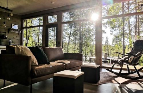 Tampere Apartment | Niemi-Kapee Sammal - modern cottage by the lake Näsijärvi