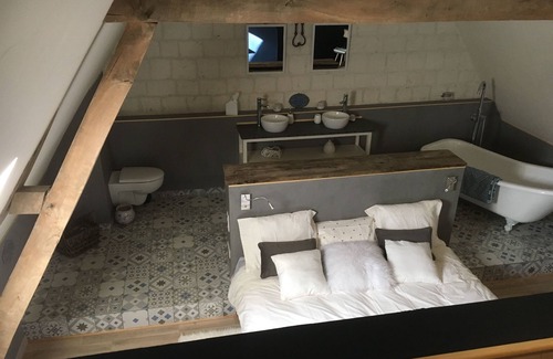 Agnez-les-Duisans Bed & Breakfast | Night in B & B in an atypical setting with wellness area