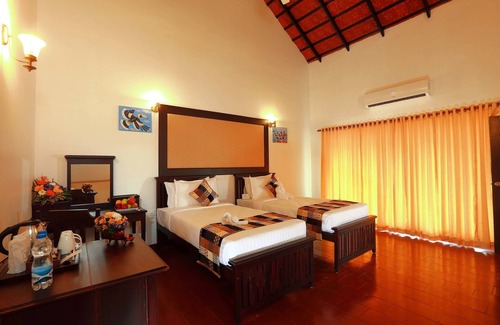 Kochi Hotel | Nihara Resort And Spa