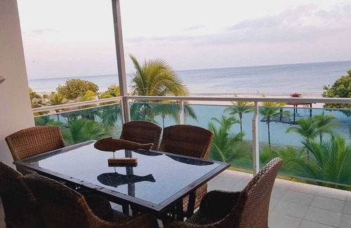 Rio Hato Apartment | Nikki 122 is a lovely apartment beach front!