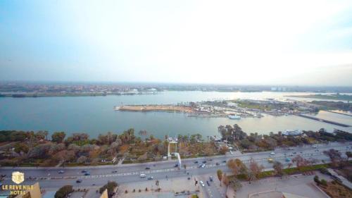 Maadi Hotel | Nile View