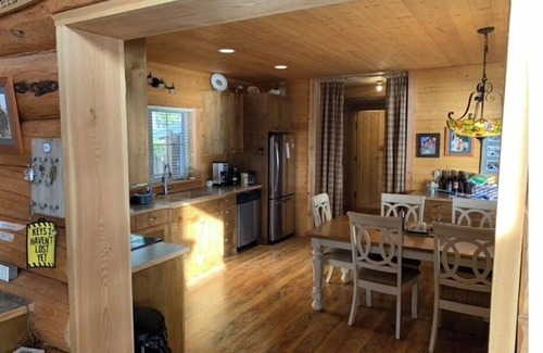 Nimpo Lake House | Nimpo Lake - Tranquil Lakefront Log Home
