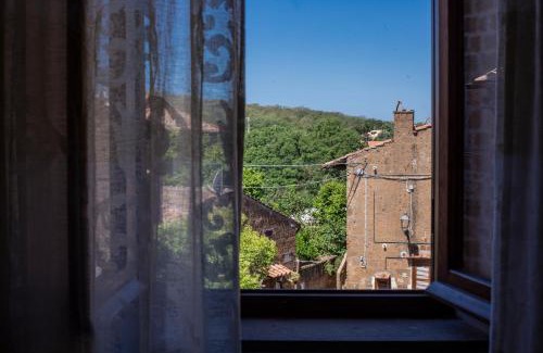 Barbarano Romano Bed & Breakfast | Nina's Guest House