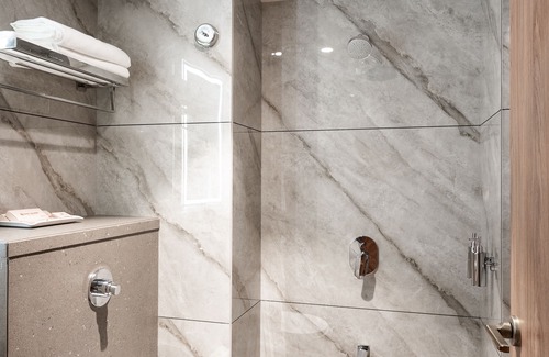 Mumbai Hotel | Nine Square Residency