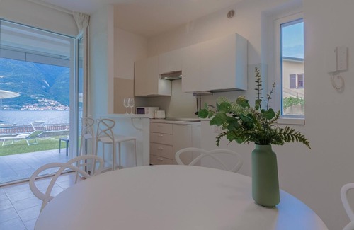 Lezzeno Apartment | Ninfea Apartments by Wonderful Italy - Fern