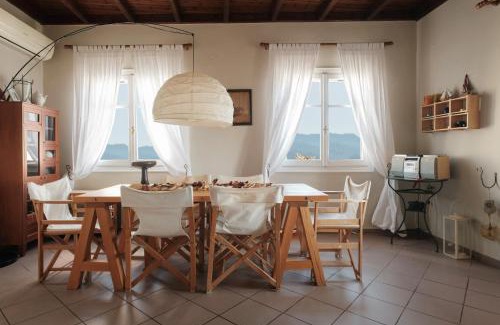 Karousades House | Nios House Panoramic Cottage