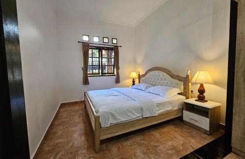 Sukasada Villa | Nirun Garden Villa - Balinese Traditional House in North Bali