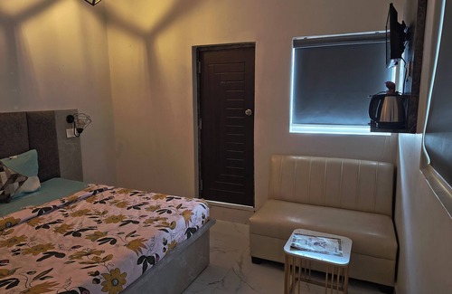 Faizabad House | Nirvana Inn