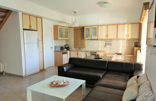 Loucha Villa | Niso Villas