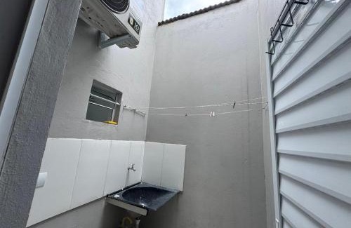 Doutor Dulphe Pinto de Aguiar Apartment | Nº 02 -Mini apt 5 min centro garagem, ar e cozinha