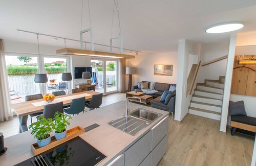 Harlesiel House | No. 110 - Holiday home Seeperle/Stilt house on the Harle - No. 110 - Exclusive