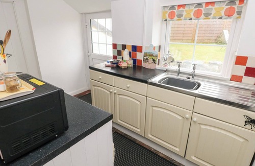 Bosherston Cottage | NO. 2 NEW COTTAGES, pet friendly in Bosherston, Pembrokeshire