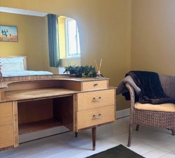 Hereford House | No 37 Central Hereford Sleeps 6 in 3 rooms With parking