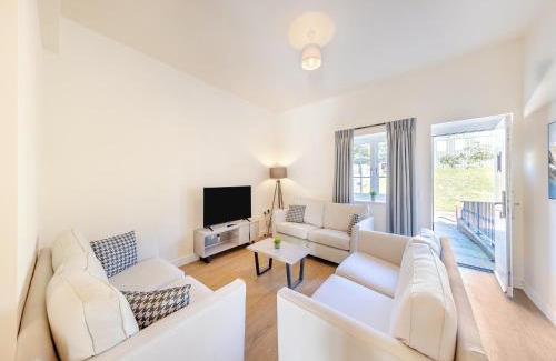 Felton House | No 8 - Goodwood - Uk47941
