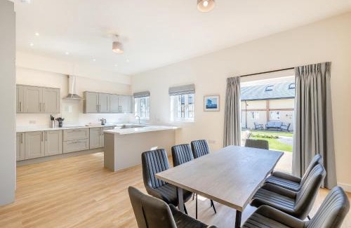 Felton House | No 8 - Goodwood - Uk47941