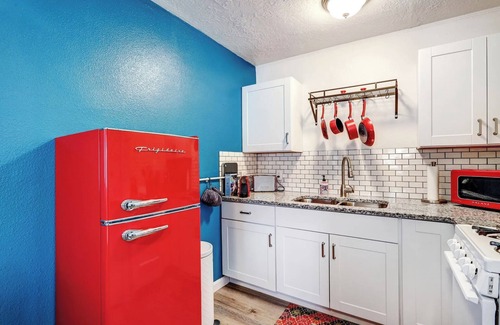 University Heights House | Nob Hill Haven, near Nob Hill, Old Town, Downtown, UNM Hospital