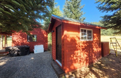 Alvadore Cabin | Noble Forest Cabin