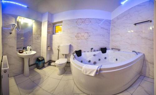Deva Hotel | Noblesse House Deva