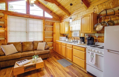 Bean Station Cabin | Noe's Rest, Cherokee Lake Cabin!