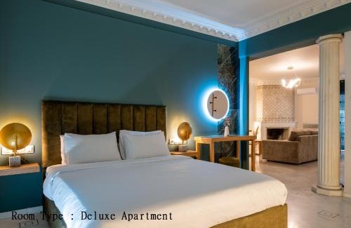 Koukaki Apartment | Noho Acropolis Suites x Elise , Olivia