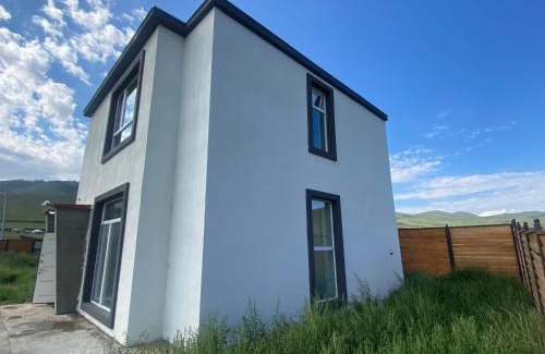 Ulaanbaatar Cabin | Nomad's Nest