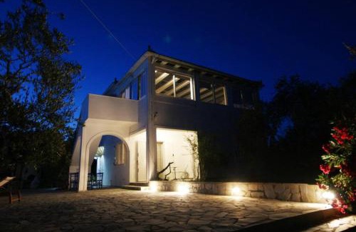 Kalamaki Villa | Nona's House