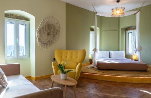 Faraklata Apartment | Nonna's Eftihia cottage on the hill