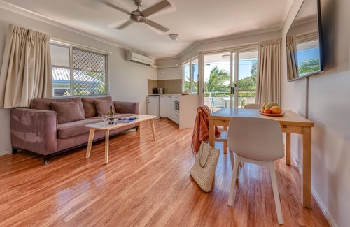 Noosaville Hotel | Noosa Sun