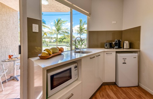 Noosaville Hotel | Noosa Sun