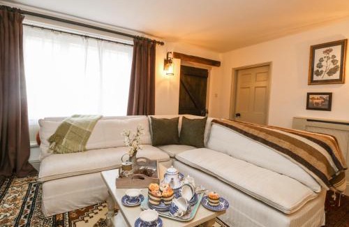 Maiden Newton House | Norden House