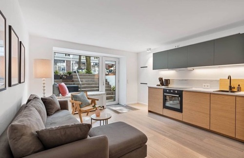 Eimsbuettel Apartment | Nordic Nest Weidenstieg