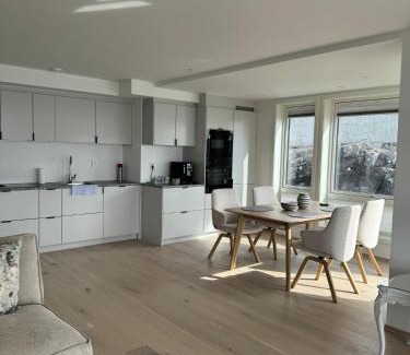 Al Municipality Apartment | NORDIQ by the Fjord
