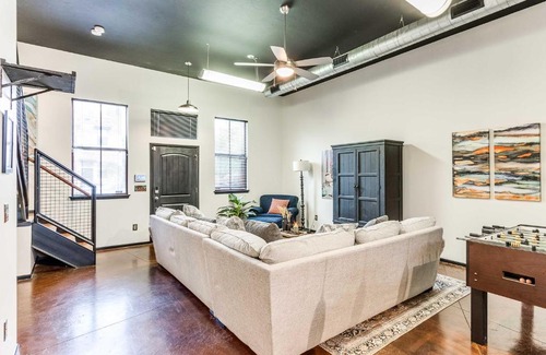 Norman House | Norman, Oklahoma, Vacation Rental 1 Mi to OU!