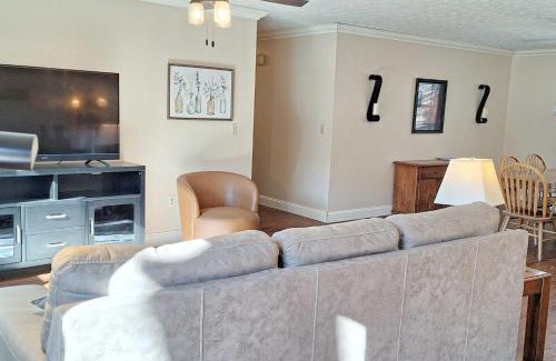 Caryville House | Norris Cove Escape