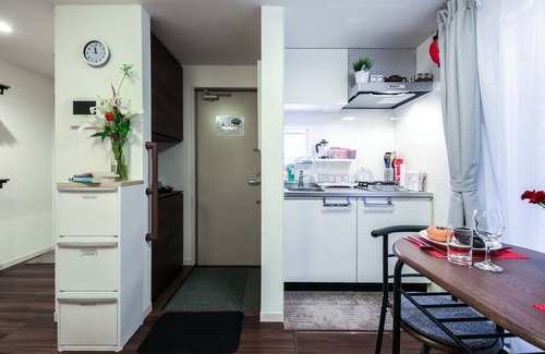 Yoyogi Apartment | North Cottage | Shibuya Studio | Close to Meiji Shrine