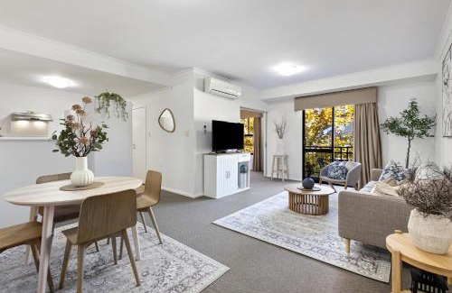 Northbridge Apartment | Northbridge Hideaway 2BDR 1BTH