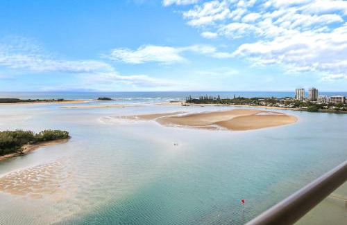 Maroochydore Apartment | Northcliffe Magic - Stunning Views