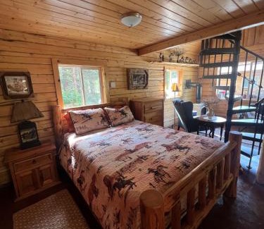 Fishhook Ski Chalet | Northern Nights Lodging