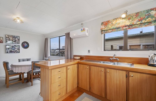 Turangi Cottage | Northspoon - Turangi Holiday Home