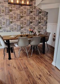 Cringleford House | Norwich, Lavender House, 3 Bedroom House, Private Parking and Garden