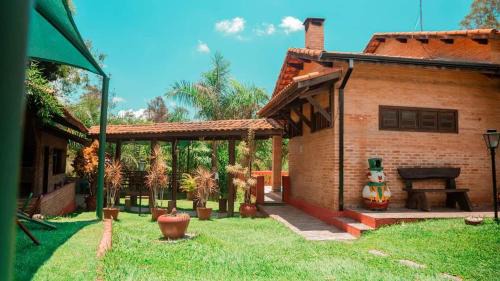 Guaratingueta House | Nosso Recanto Gaúcho Paraíso no interior Guaratinguetá Aparecida